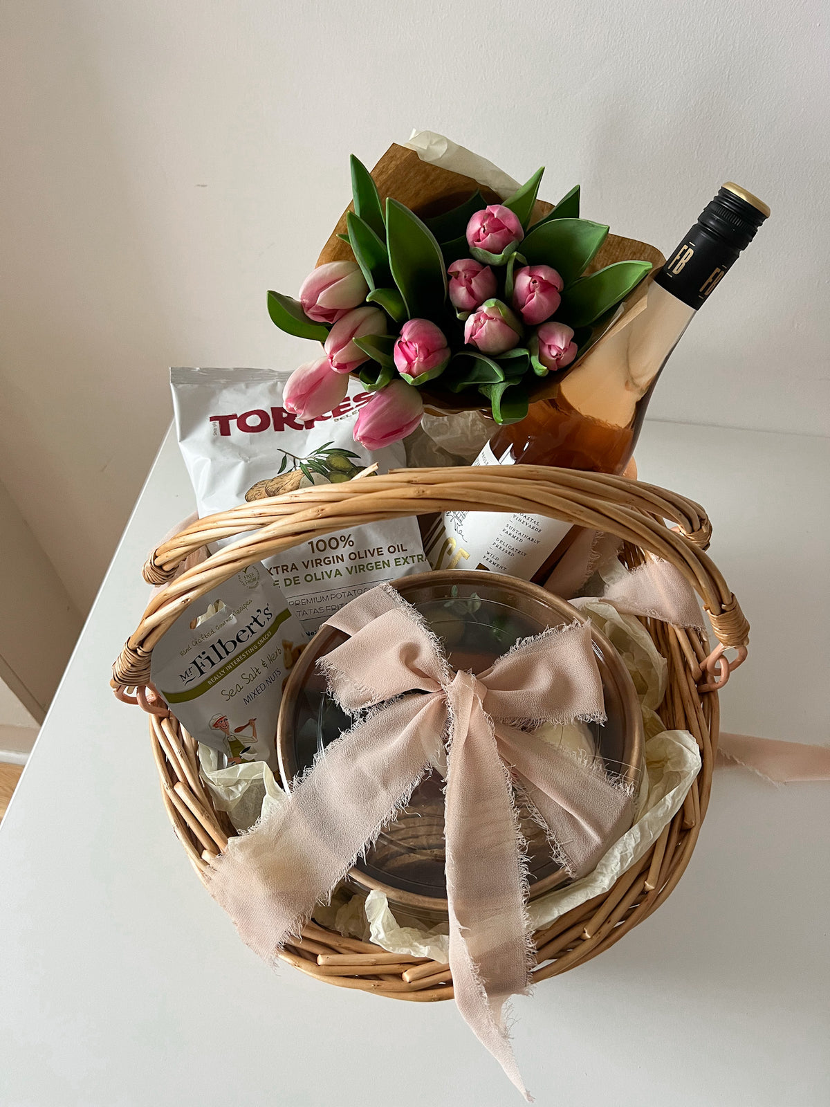 Mother&#39;s Day Large Hamper Basket